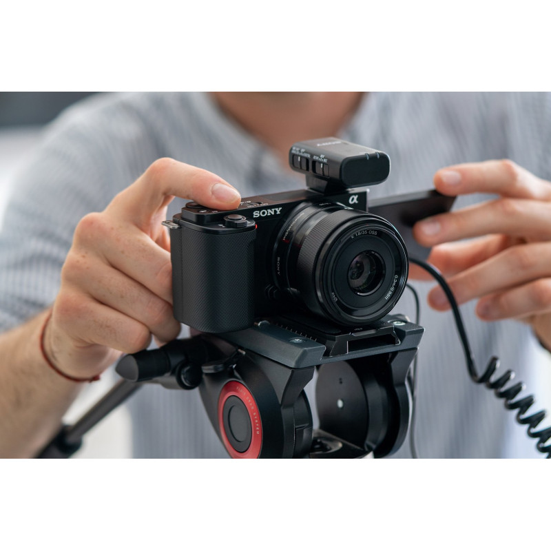 Sony Alpha 24.2MP Mirrorless Vlog Camera With Lens Kit